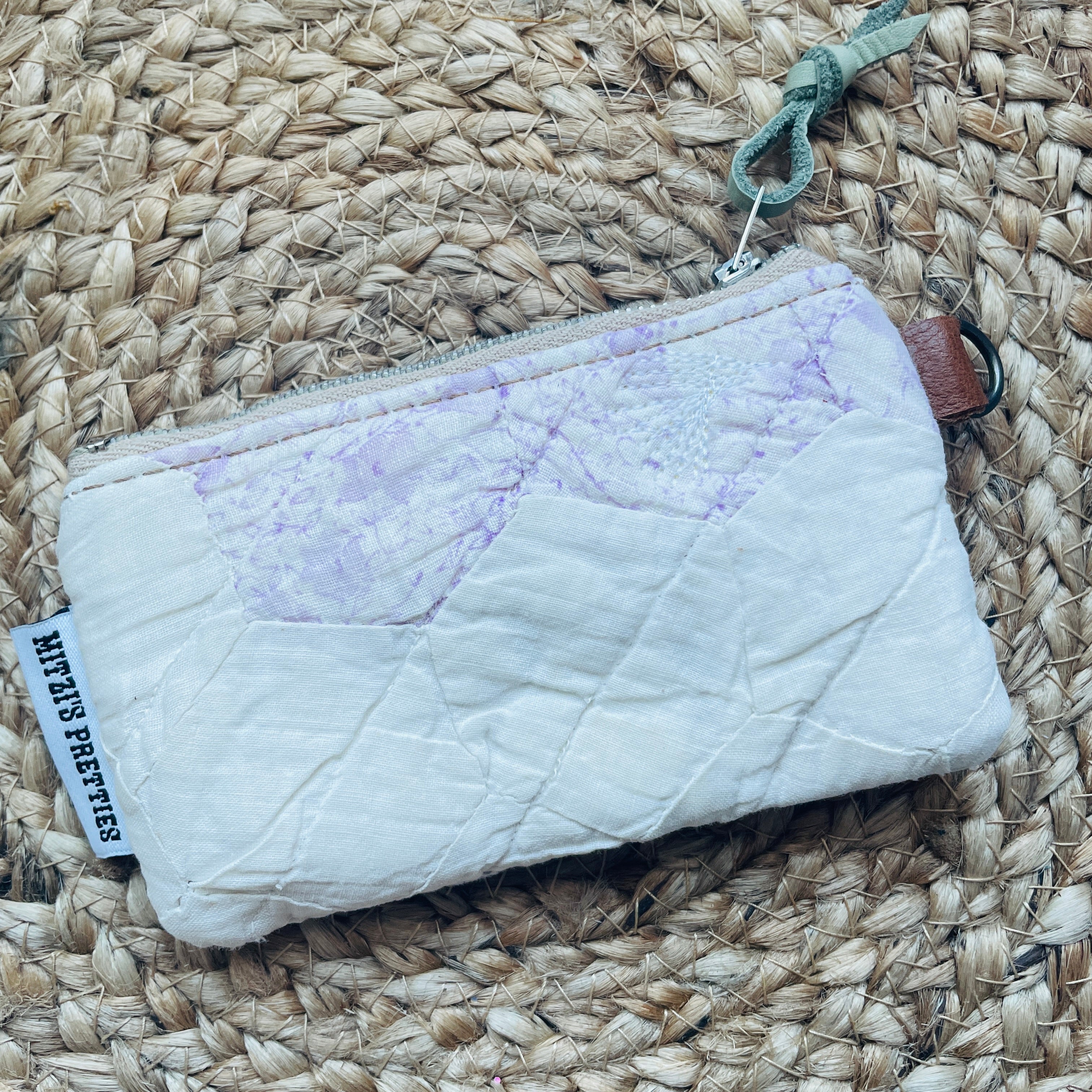 SHIPS TODAY// Vintage Quilt Pouch – Mitzi's Pretties